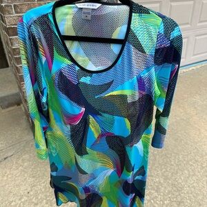 Peter Nygard Blue and Green Top